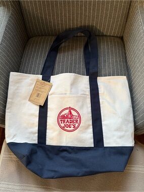 NWT Trader Joe’s Canvas Shopper Tote Market Bag Large
